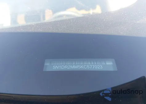 2019 Nissan Pathfinder Sv z USA, uszkodzony, nr VIN 5N1DR2MM5KC577023